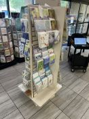 ROTATING SLAT WALL DISPLAY