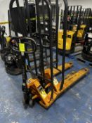 TITAN LIFT-RITE MANUAL PALLET JACK
