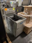 Pitco deep fryer, no fry baskets