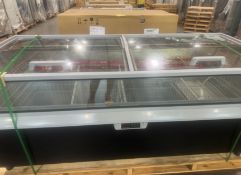 MONTREAL SLIM PUSH 210 (U) NAM SELF CONTAINED CHEST FREEZER