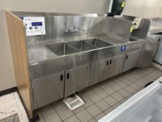 CURB MOUNTED 106IN STAINLESS SINK TABLE