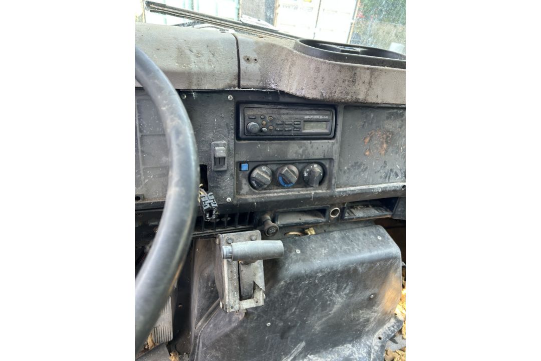 1999 INTERNATIONAL 4700 DT466E BOX TRUCK - Image 16 of 19