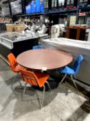 ROUND TABLE WITH FOUR CHAIRS