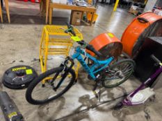 Trail Runner 6-speed bike, missing seat