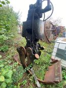 Grab - Liebherr hydraulic grab. Price - £1,500. Equipment offered for sale by private negotiation.