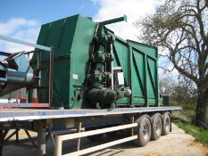 Shredder - Havelberger H100 - 15 shredder with twin chain moving bed bunker, built 2008. Machine