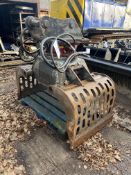 DRG 230mm Rotating Selector Grab Please read the following important notes:- ***Overseas buyers -