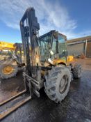 JCB 926 Rough Terrain Forklift Truck, serial no. JCB92604V71281030, year of manufacture 2007