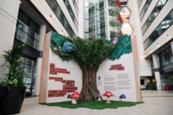 Alice in Wonderland, Other Exhibition & Display/ Event Installations, Utility Vehicle