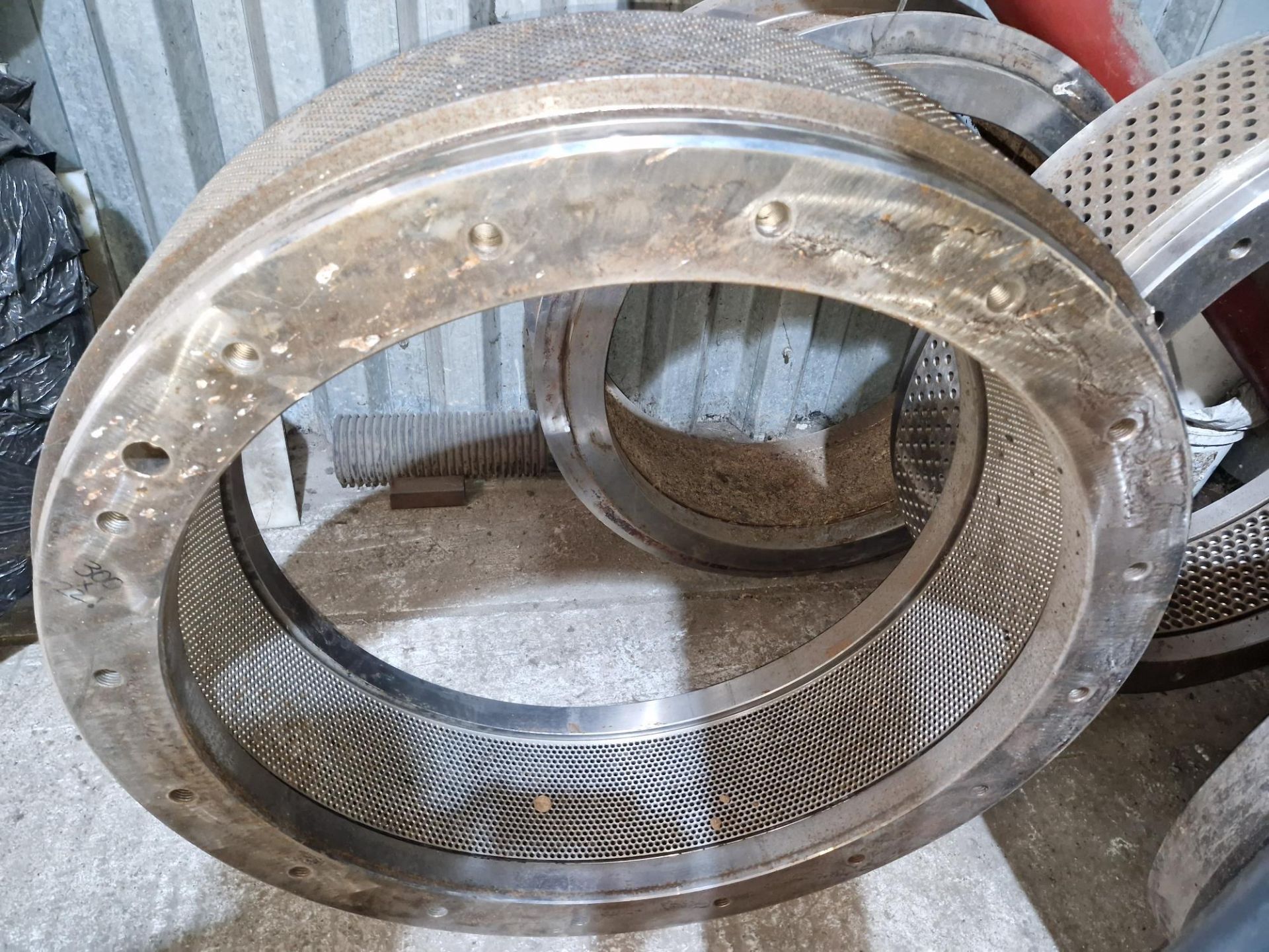 Paladin 1200BHR refurbished die type 6/115/115, with 8mm wear remaining, track width 175mm, not been