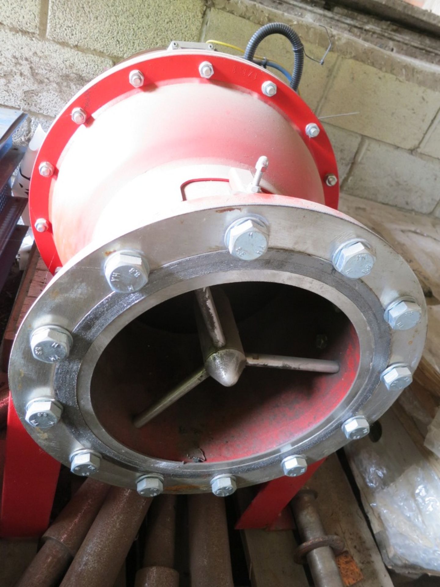 Refactory Brick Lined Furnace, approx. 2.0m O/D x 5.2m long, 700mm for the burner, burner is a - Image 9 of 11