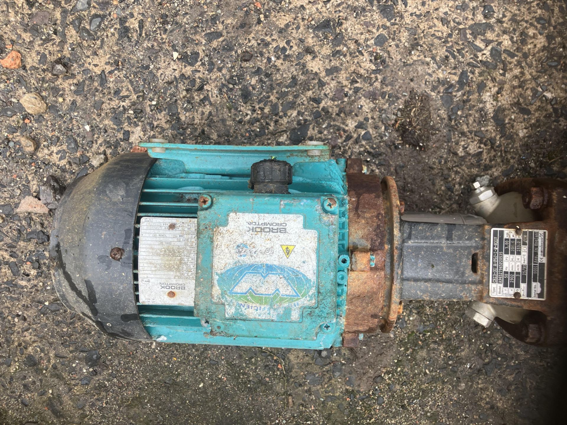 Grundfos Type CR13 -31A- FGJ-1- V-HQQV Vertical In-Line Centrifugal Pump, with electric motor (ex- - Image 2 of 3