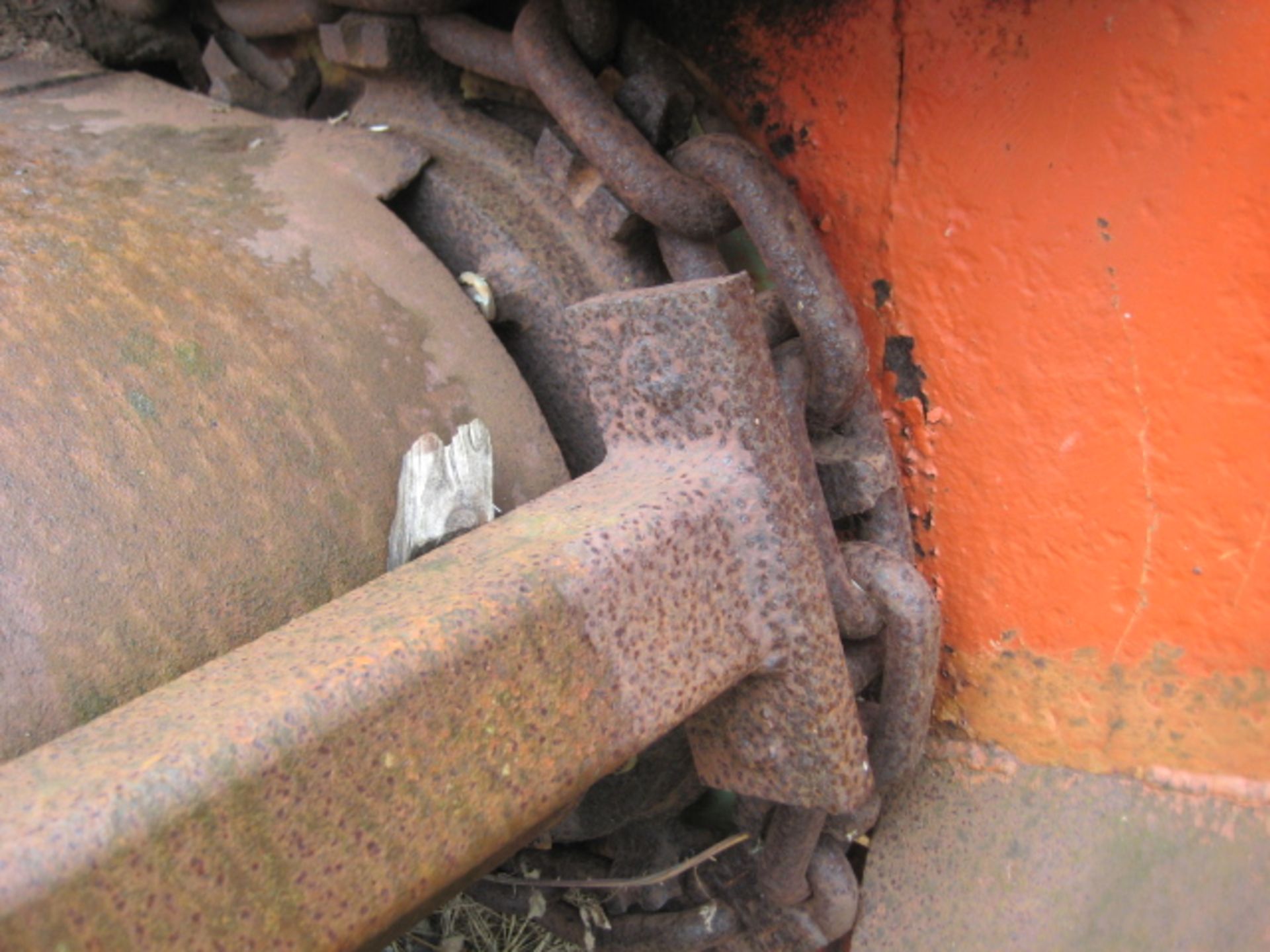Bunker/ Feeder, approx. 2.8m wide x 12.5m long x 1.6m deep, on short support legs and gearbox (no - Image 12 of 12