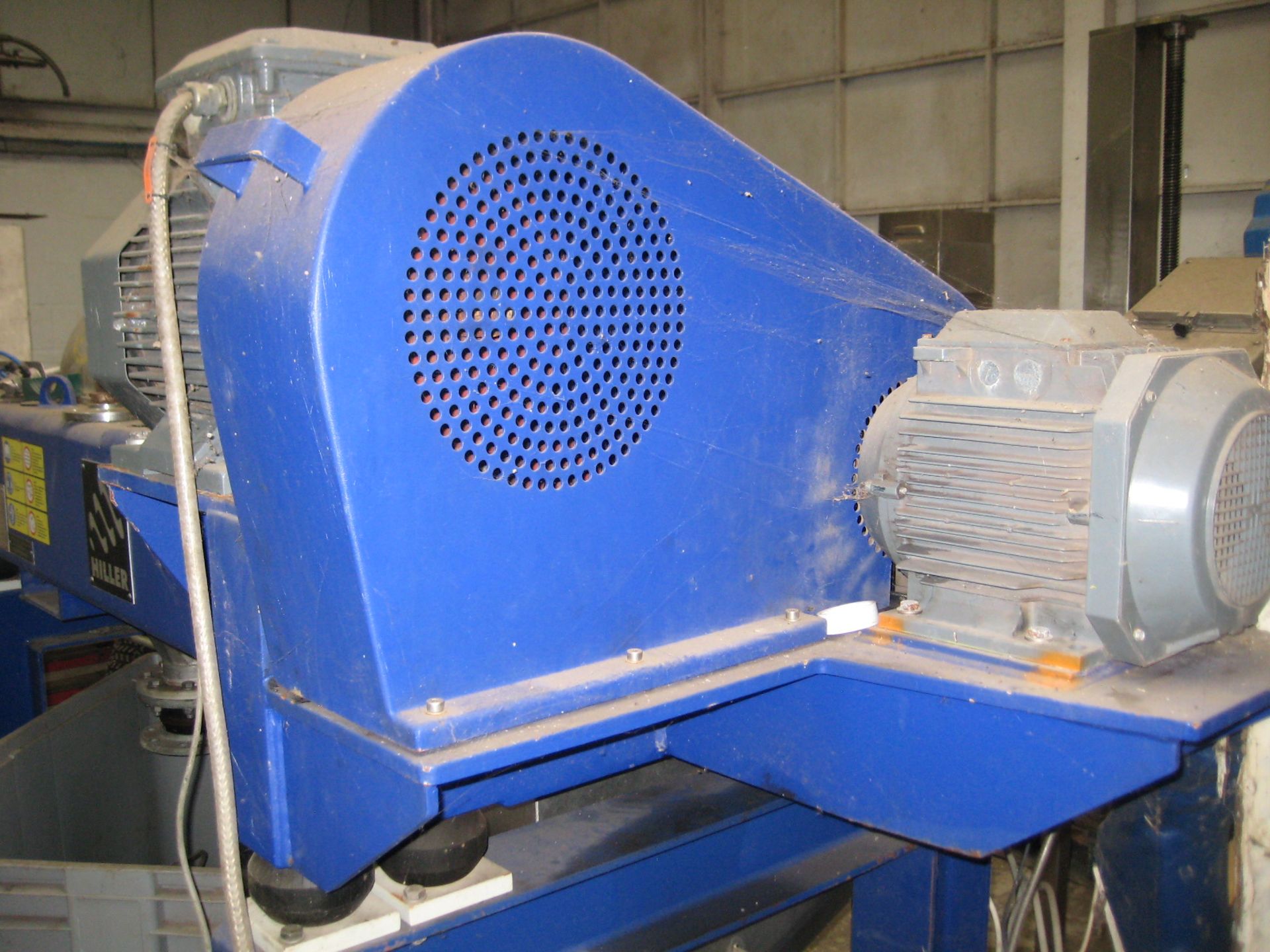 Hiller DP31 - 422 DecaPress Two Phase Decanter Centrifuge, year of manufacture 2011, with scroll - Image 5 of 8