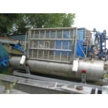 Floating Water Aerator Mounted, on two stainless steel cylindrical pontoons, with a trailer for