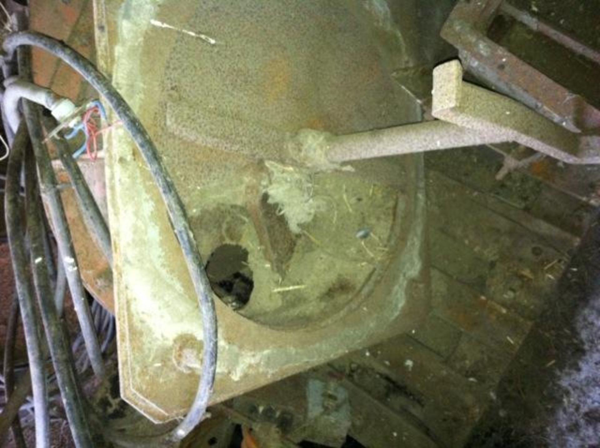 Buhler Rotary Bin Discharger, with 4hp drive, approx. 600mm dia, sweep arm, feed control gate and - Image 9 of 9