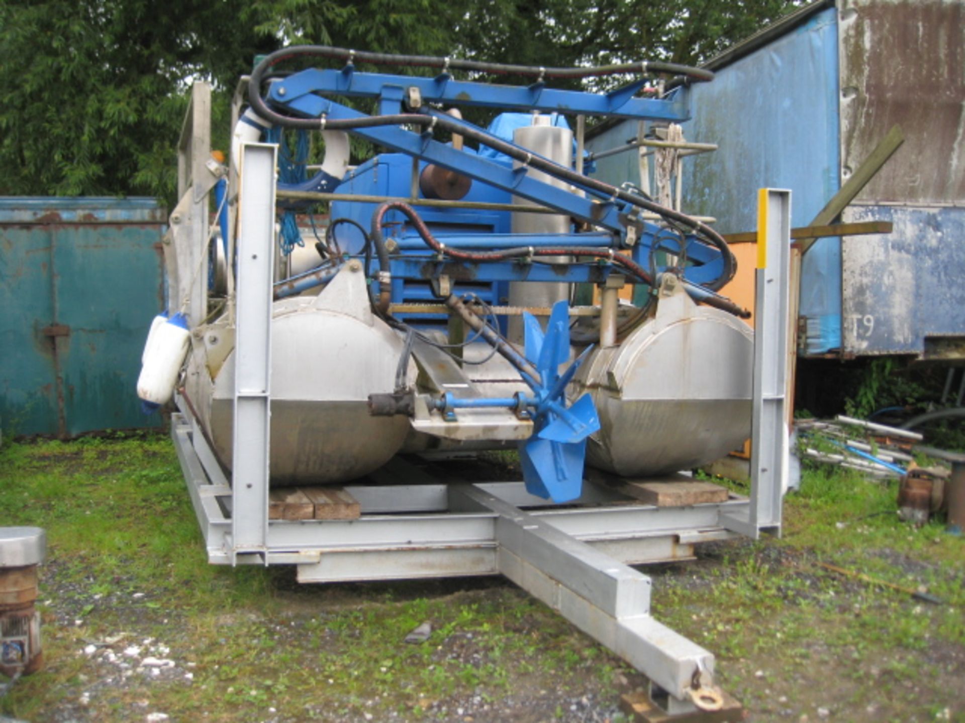 Floating Water Aerator Mounted, on two stainless steel cylindrical pontoons, with a trailer for - Image 2 of 9