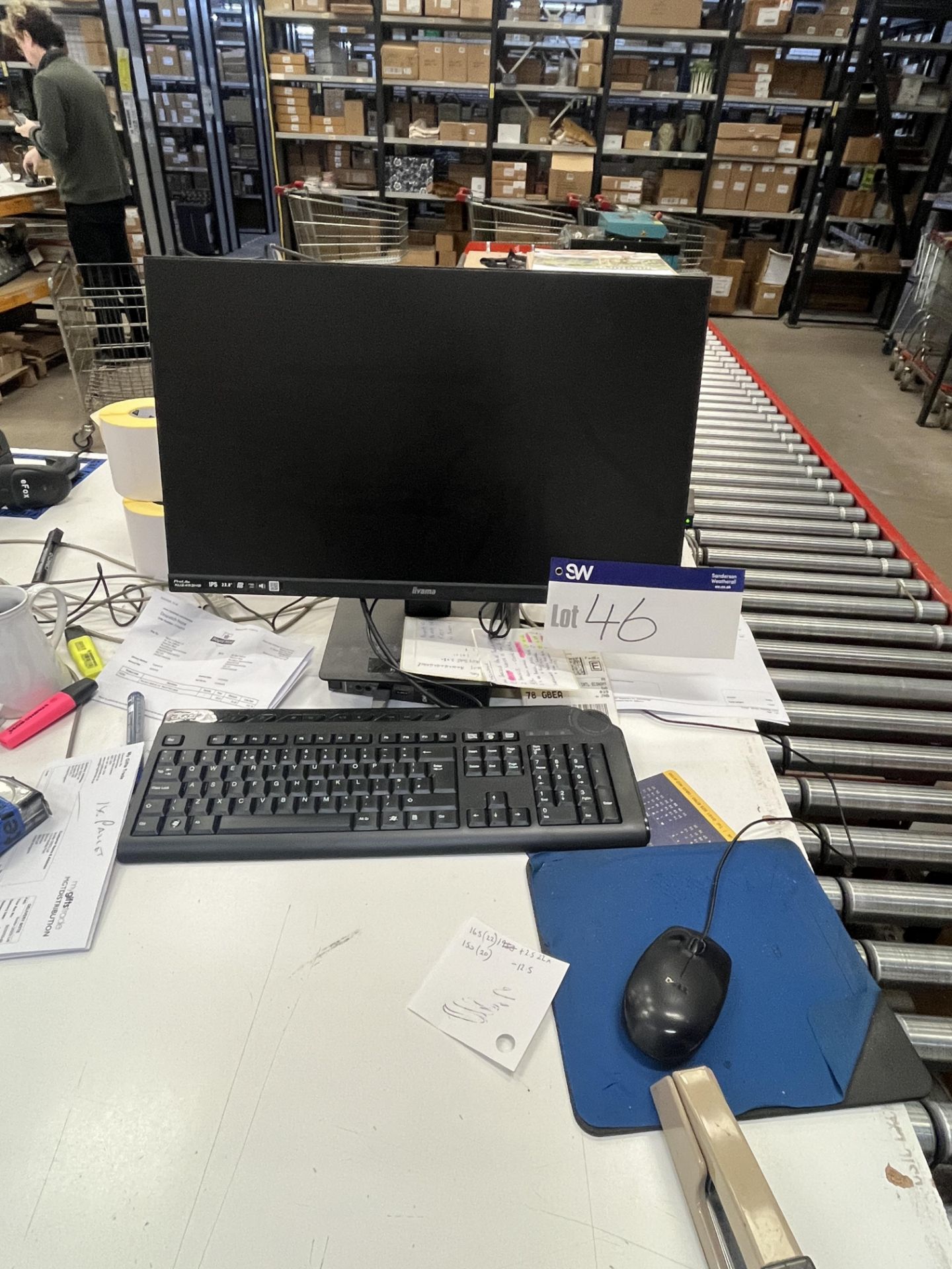 Dell OptiPlex 9020 Intel Core i5 Compact Personal Computer (hard disk removed), with flat screen