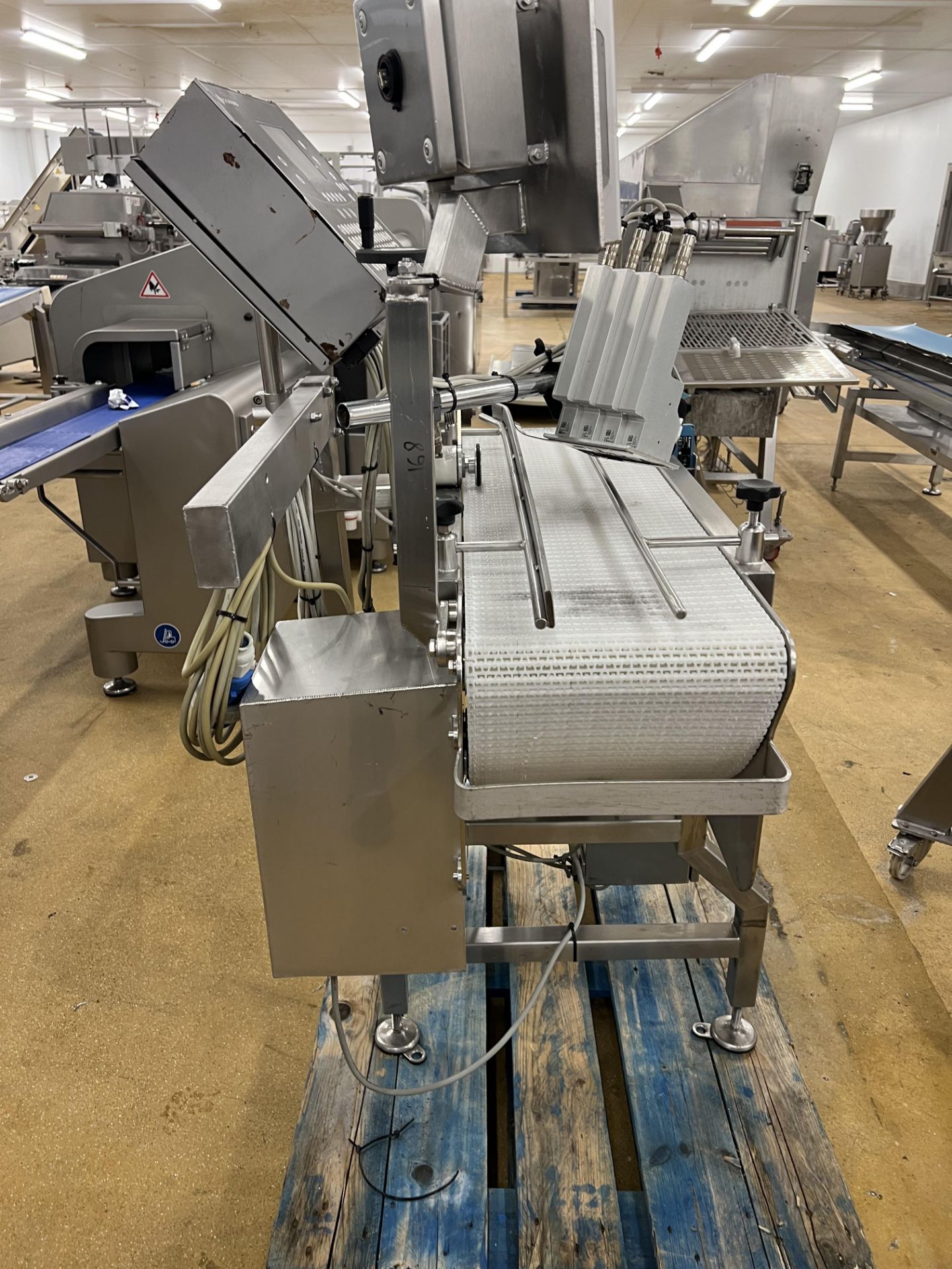 Domino Printer, with conveyor, approx. 1m x 30cm wide, overall 1m x 0.9m x 1.5m high, lift out - Image 5 of 7