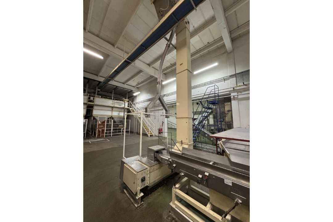 Sircam 103-bucket Bucket Elevator, 415V, three phase, 50Hz (please note this lot is part of - Image 1 of 4
