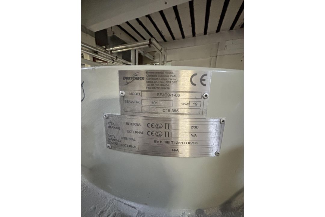 Dustcheck SFJC9-1-06 Rotary Valve Hopper, serial no. 10174, year of manufacture 2019 (please note - Image 9 of 9
