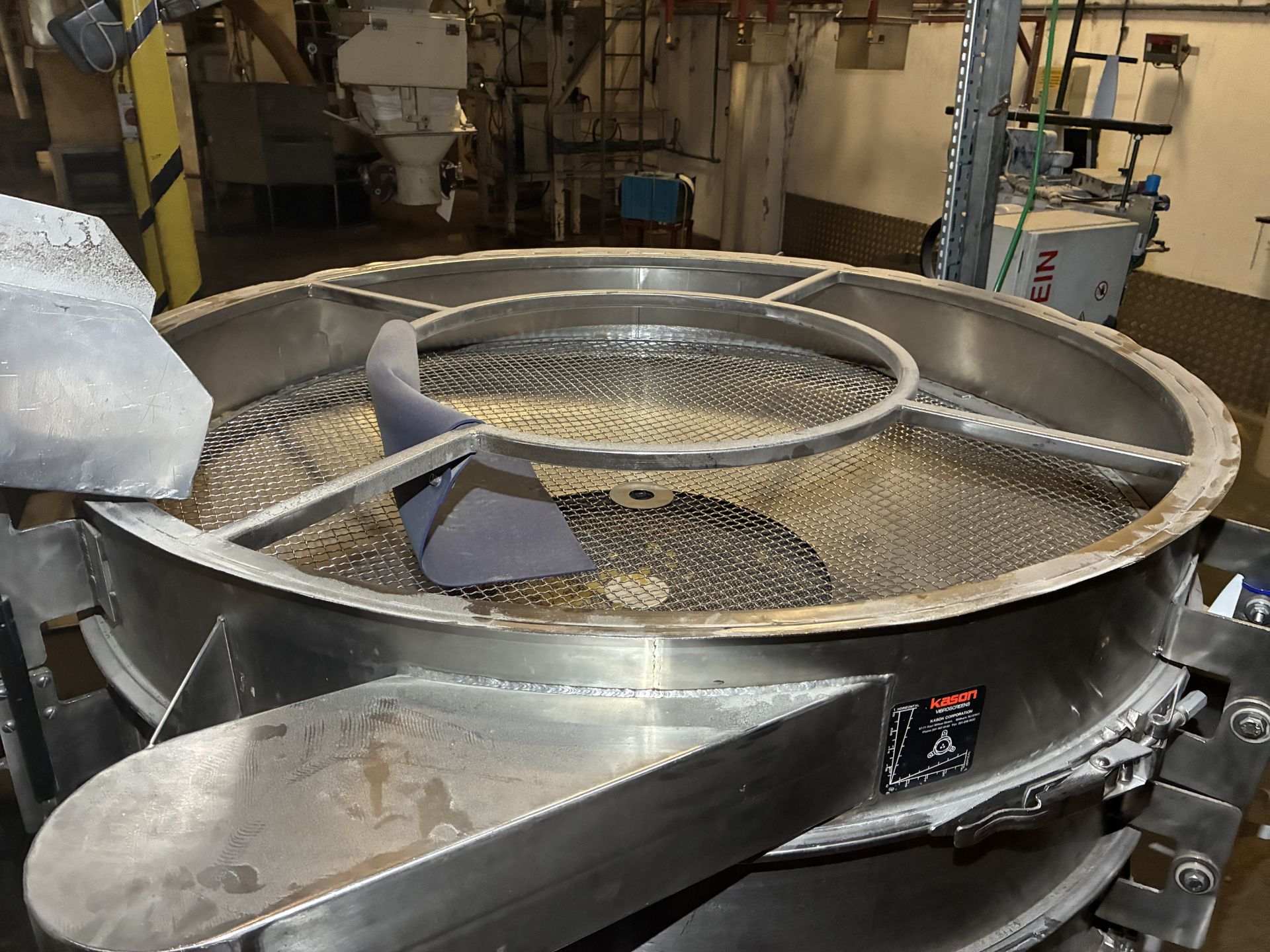 Kason K60-2-SS Vibrating Screen Separator, serial no. M4954, year of manufacture 1999, 415V, three - Image 3 of 6