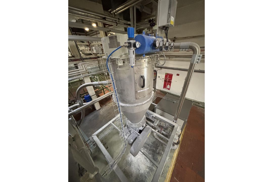 Dustcheck SFJC9-1-06 Rotary Valve Hopper, serial no. 10174, year of manufacture 2019 (please note - Image 8 of 9