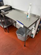 Stainless Steel Bench, approx. 0.9m high x 1.1m wide, with vice Please read the following
