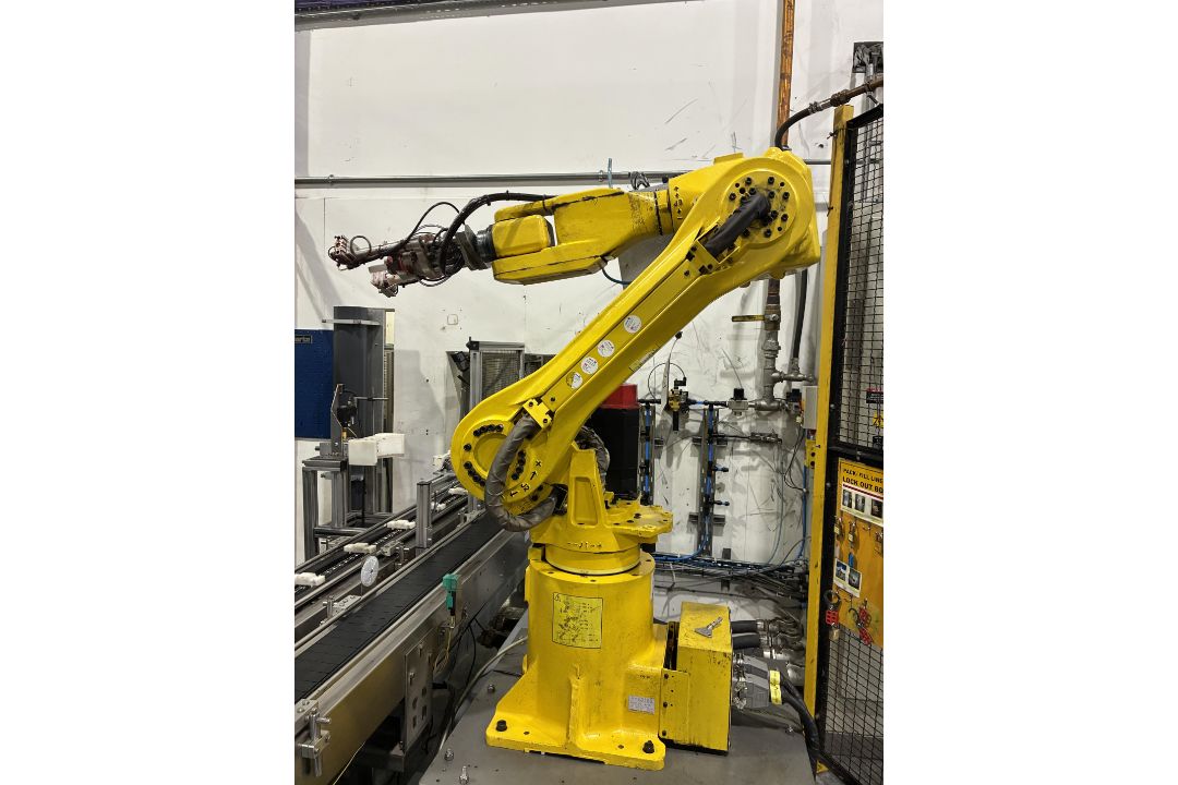 Fanuc M-16I ROBOT ROBOTIC ARM, year of manufacture 1999, 270kg, with Fanuc R-J3 power controller, - Image 2 of 11