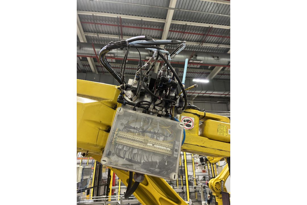 Fanuc M-16I ROBOT ROBOTIC ARM, year of manufacture 1999, 270kg, with Fanuc R-J3 power controller, - Image 6 of 11