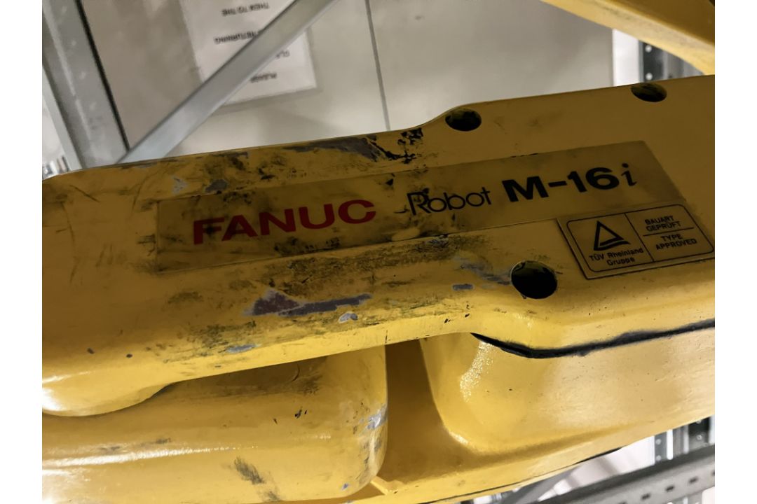Fanuc M16i Robotic Arm, year of manufacture 1999, 270kg (Takeout / Loading charge - €40 + VAT) A - Image 5 of 7