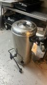 Buffalo Bulk Water Boiler, 240V Please note - No VAT on hammer price (VAT payable on buyers premium)