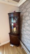 Mahogany Effect Victorian Style Corner Display Cabinet Please note - No VAT on hammer price (VAT