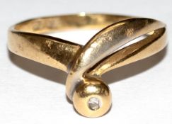 Brillant-Ring, 750er GG, besetzt mit 1 Brillanten von ca. 0,02 ct., Ges.-Gew. 3,37 g, RG 57