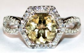 Ring, 925er Silber, rhodiniert, Citrin und Zirkonia im Brillantschliff, RG 54, Innendurchmesser 17,