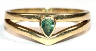 Ring, 585er GG, ca. 3,5 g, Smaragd im Tropfenschliff, RG 53, Innendurchmesser 16,8 mm