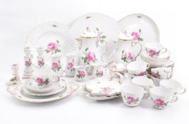 Restservice mit Dekor "Rote Rose", Meissen, 20. Jh.