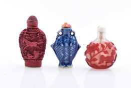 Drei Snuff-Bottles, China, 19./20. Jh.