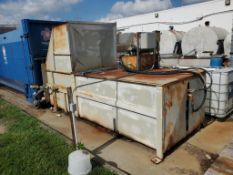 (Located in Blue Springs, MO) Hydrolic trash compactor, Rigging/Loading Fee: $1200