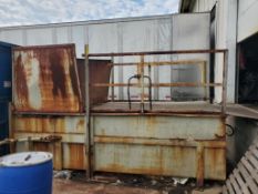 (Located in Grain Valley, MO) Hydraulic trash compactor w/ hydraulic power pack, Rigging/Loading Fee