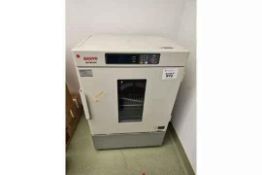 (Located in Brockville, Ontario) Sanyo MCO-18AIC CO2 Incubator, Model MIR-154, 123 Liter Capacity, 1