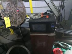 Dayton Fan Gold Star Microwave Well Bit Mini Fridge w/ Misc Contents