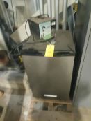 Mini fridge with charger