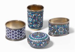 Lot: Becher, Dose & 2 Serviettenringe, Moskau 1891–1917