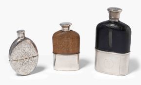 Lot: 3 Flachmänner, London 1869 –1875