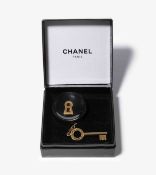 Chanel, Brosche