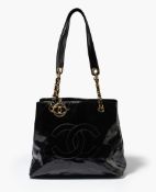 Chanel, Schultertasche