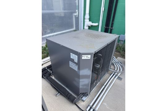 Colpak Condensor Commercial walk in cooler refrigeration package consisting of one ...