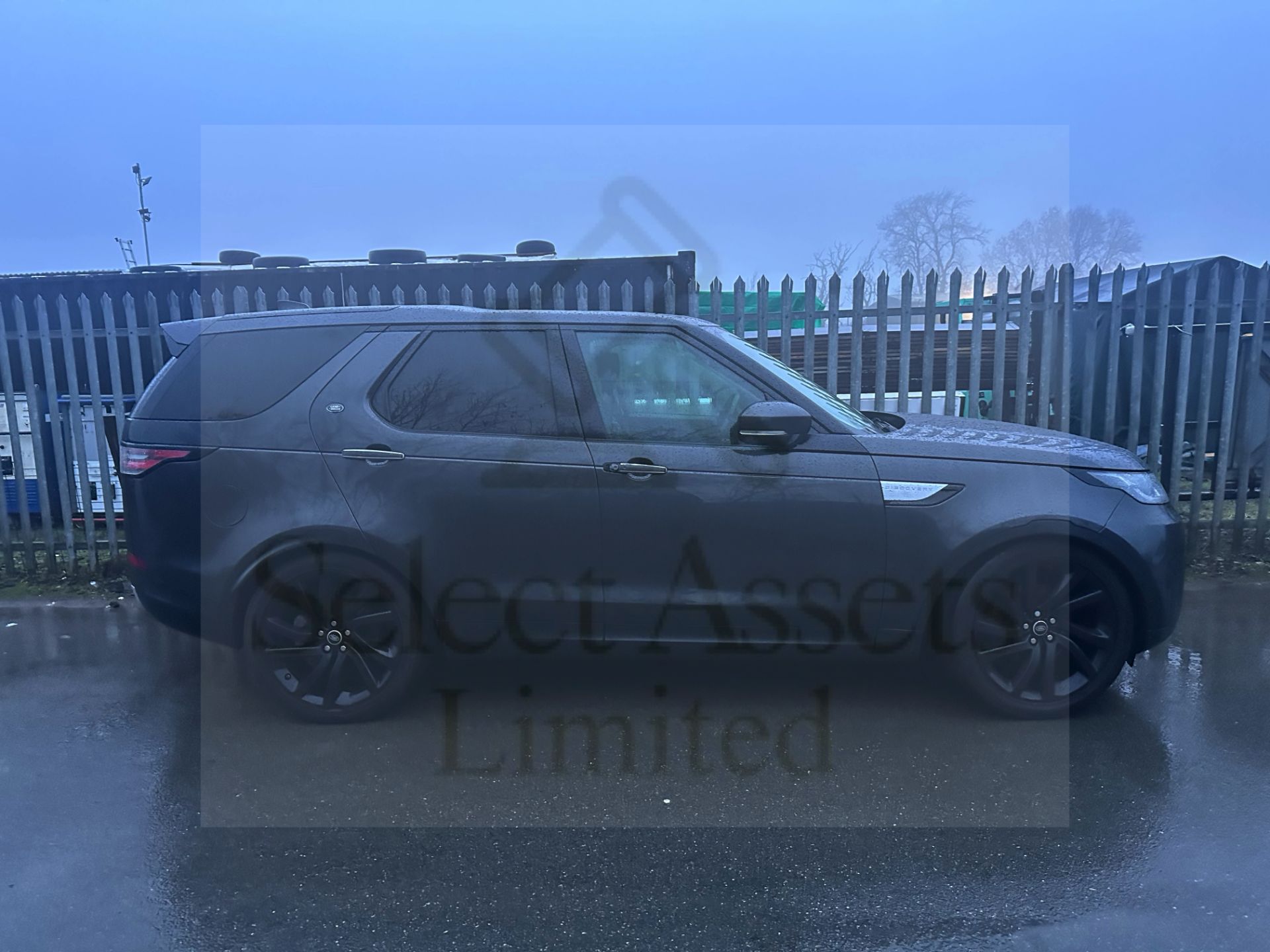 "RESERVE MET" Land Rover Discovery HSE Luxury Diesel Automatic - 7 Seater - 18 Reg - Only 84k Miles - Image 3 of 11