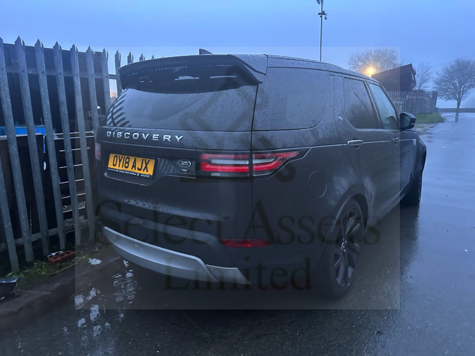 "RESERVE MET" Land Rover Discovery HSE Luxury Diesel Automatic - 7 Seater - 18 Reg - Only 84k Miles - Image 5 of 11